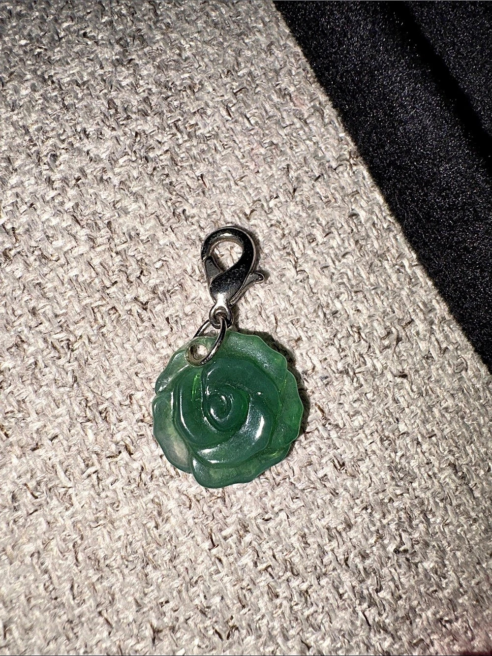 Green Floral Charm Like New